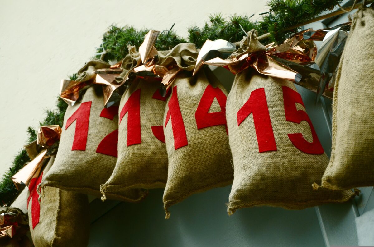 1. Advent